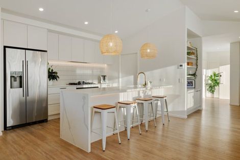 Photo of property in 4 Kuakua Close, Papamoa Beach, Papamoa, 3118