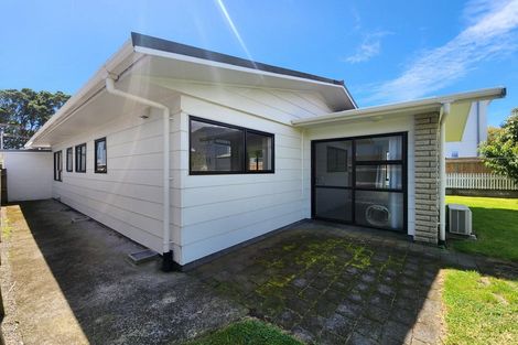 Photo of property in 13b Bulkeley Terrace, New Plymouth, 4310