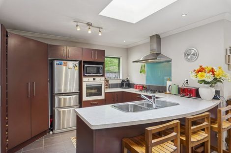 Photo of property in 37 Ashleigh Way, Waikanae Beach, Waikanae, 5036