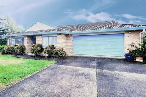 Photo of property in 2/17 Queen Street, Papakura, 2110