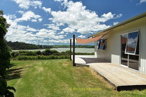 Photo of property in 245 Metcalfe Road, Matakohe, 0593