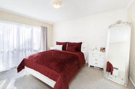 Photo of property in 12 Tiraumea Street, Palmerston North, 4410