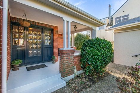 Photo of property in 113 Signal Hill Road, Opoho, Dunedin, 9010