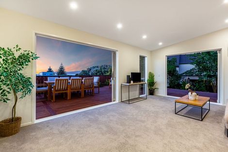 Photo of property in 67 Renown Road, Raumati South, Paraparaumu, 5032