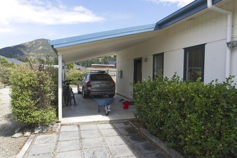 Photo of property in 20 Timsfield Drive, Lake Hawea, Wanaka, 9382