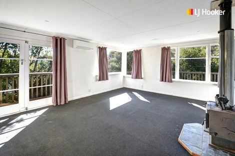 Photo of property in 25 Frances Street, Broad Bay, Dunedin, 9014
