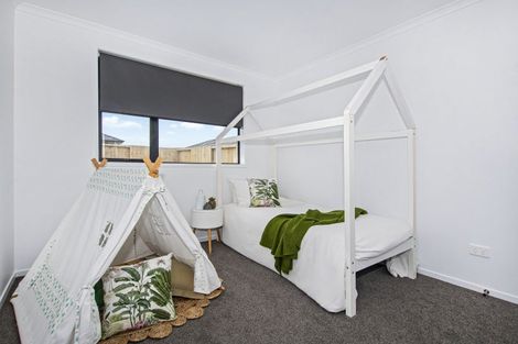 Photo of property in 30 Kapiakauri Road, One Tree Point, 0118