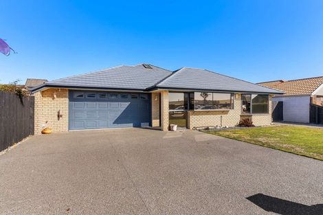 Photo of property in 57 Queenspark Drive, Parklands, Christchurch, 8083