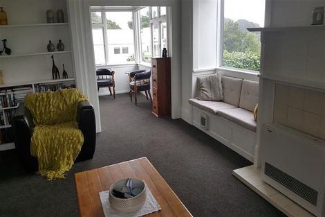 Photo of property in 9 Fillis Street, New Plymouth, 4310