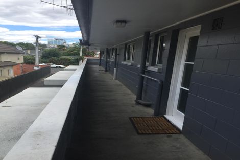 Photo of property in 4/6 Opoia Drive, Hamilton East, Hamilton, 3216