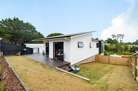 Photo of property in 4 Kuaka Crescent, Mangawhai, 0505