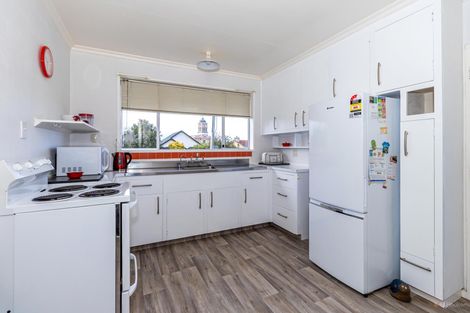 Photo of property in 10a Churchill Place, Waimate, 7924