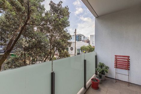 Photo of property in Halsey Apartments At Lighter Quay, 212/77 Halsey Street, Auckland Central, Auckland, 1010