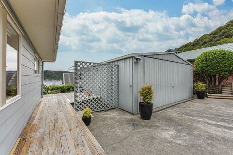 Photo of property in 22 Amelia Crescent, Waikawa, Picton, 7220