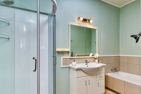 Photo of property in 1/205 Knight Street, Hastings, 4122