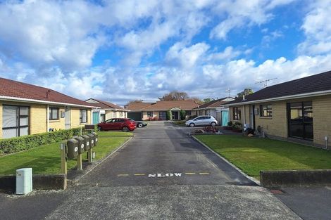 Photo of property in 4/30 Leighton Avenue, Waiwhetu, Lower Hutt, 5010