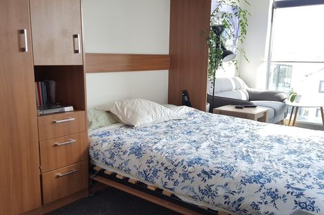 Photo of property in 3a Luxton Place, Mount Pleasant, Christchurch, 8081