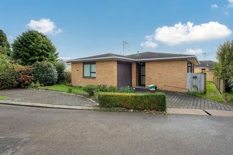 Photo of property in 1 Nikau Place, Otaki, 5512