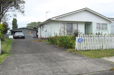 Photo of property in 4 Corsair Crescent, Mangere, Auckland, 2022