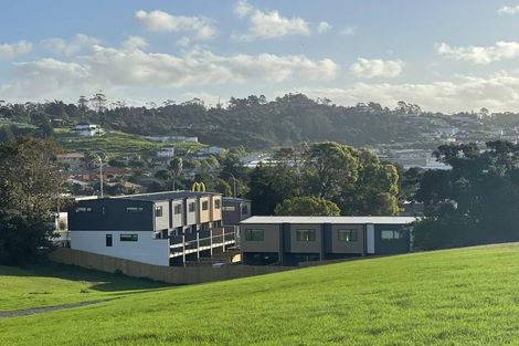 Photo of property in 3/694 Whangaparaoa Road, Stanmore Bay, Whangaparaoa, 0932