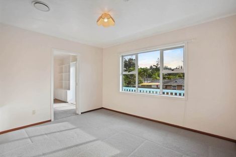 Photo of property in 65 Saffron Street, Birkdale, Auckland, 0626