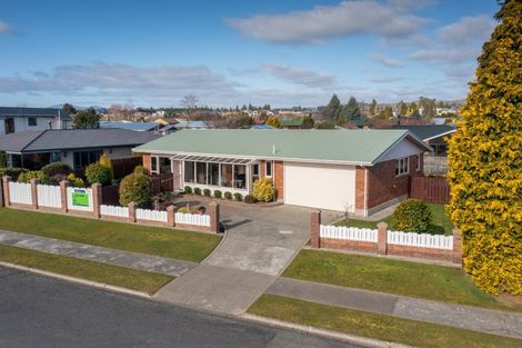 Photo of property in 2 Bowen Street, Te Anau, 9600