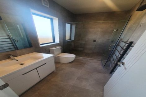 Photo of property in 12 Weri Road, Karaka, Papakura, 2113