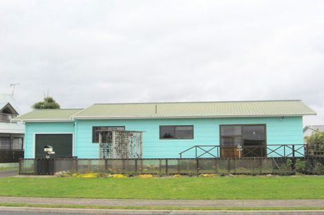 Photo of property in 100 Cook Drive, Whitianga, 3510