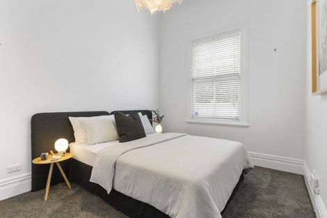 Photo of property in 11 Herne Bay Road, Herne Bay, Auckland, 1011