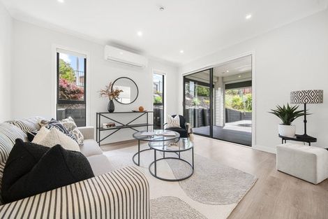 Photo of property in 1 Luff Place, Long Bay, Auckland, 0630