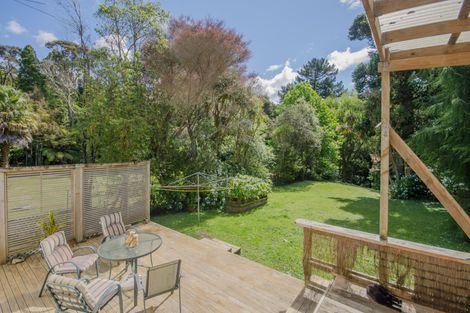 Photo of property in 117 Konini Road, Titirangi, Auckland, 0604