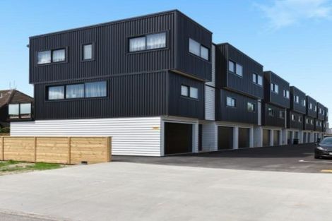 Photo of property in 11/33 Miro Street, Mount Maunganui, 3116