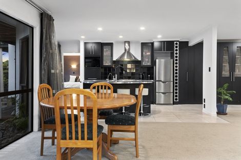 Photo of property in 133 Gravatt Road, Papamoa Beach, Papamoa, 3118