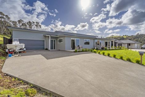 Photo of property in 11 Tohetea Lane, Wharekaho, Whitianga, 3510