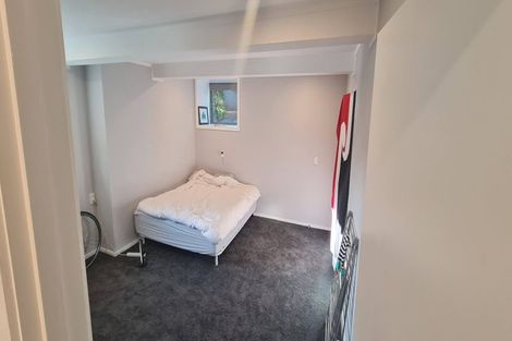 Photo of property in 1/4 James Scott Place, Te Atatu South, Auckland, 0602
