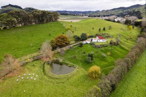 Photo of property in 2212 Matawai Road, Te Karaka, 4093