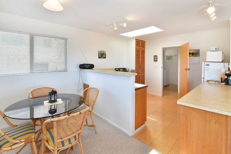 Photo of property in 18 Tamatea Drive, Snells Beach, 0920