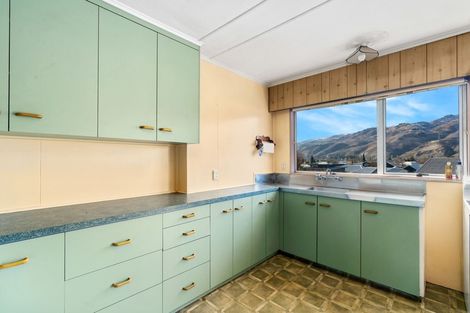 Photo of property in 56 Molyneux Avenue, Cromwell, 9310