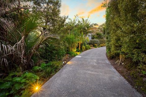 Photo of property in 7a View Road, Campbells Bay, Auckland, 0630