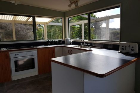 Photo of property in 3 Oakura Road, Oakura, Hikurangi, 0184