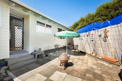 Photo of property in 9 Menzies Place, Paeroa, 3600