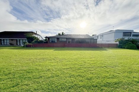 Photo of property in 124 Carnoustie Drive, Wattle Downs, Auckland, 2103