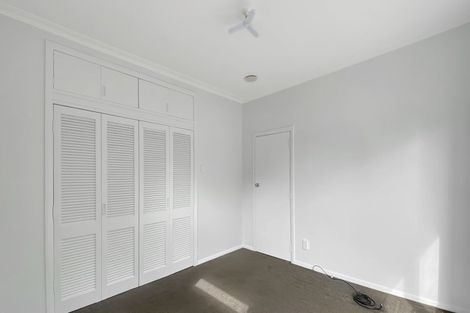 Photo of property in 24 Hillcrest Road, Papatoetoe, Auckland, 2025