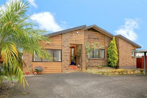 Photo of property in 1/180 Te Atatu Road, Te Atatu South, Auckland, 0610