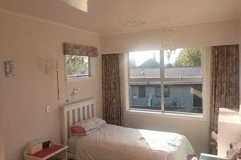 Photo of property in 145 Victoria Street, Cambridge, 3434