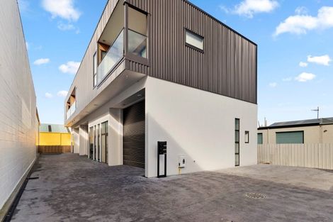 Photo of property in 2/13 Commerce Street, Frankton, Hamilton, 3204