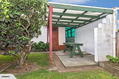 Photo of property in 26 Walworth Avenue, Pakuranga Heights, Auckland, 2010