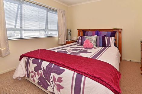 Photo of property in 2/17 Oakland Avenue, Papatoetoe, Auckland, 2025