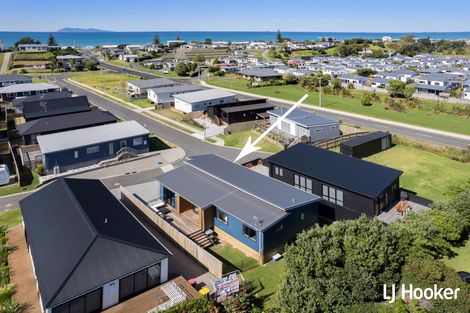 Photo of property in 23 Sandy Place, Waihi Beach, 3611