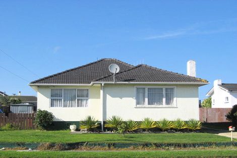 Photo of property in 75 Puriri Street, Gonville, Whanganui, 4501
